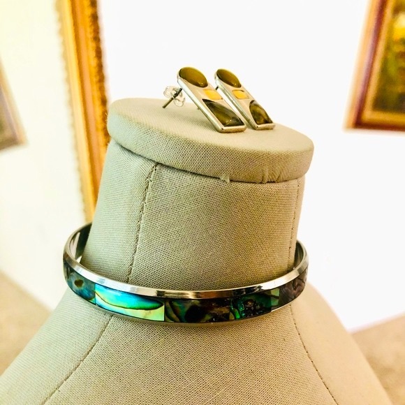 Vintage Abalone Earrings & Bangle Bracelet - Picture 4 of 12